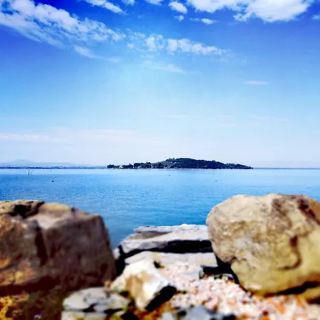 Apartman La Casa Di Celestino Tuoro sul Trasimeno